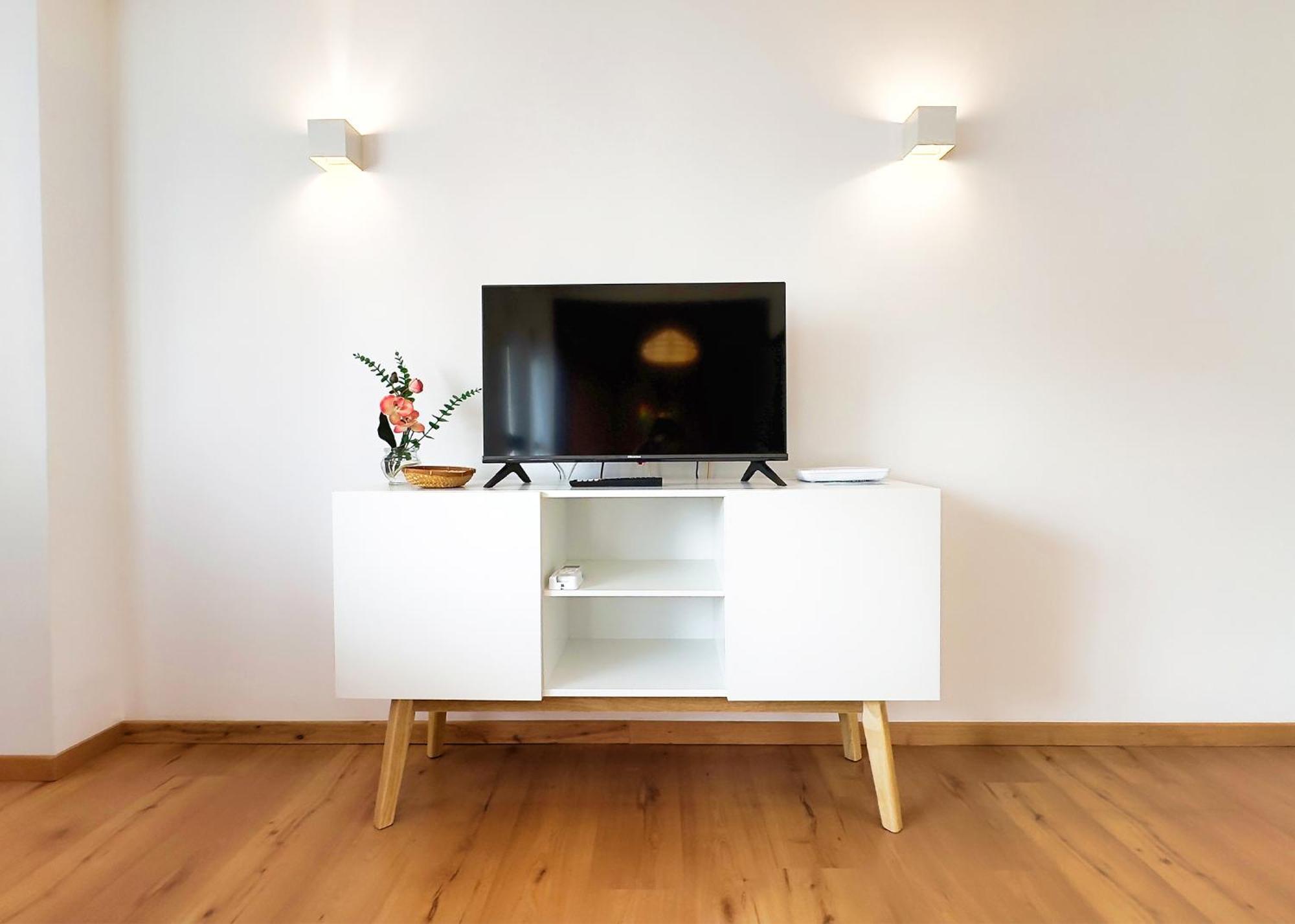 Mediterraneo 508. Fantastic Studio On The Beachfront With Sea Views. มาร์เบยา ภายนอก รูปภาพ