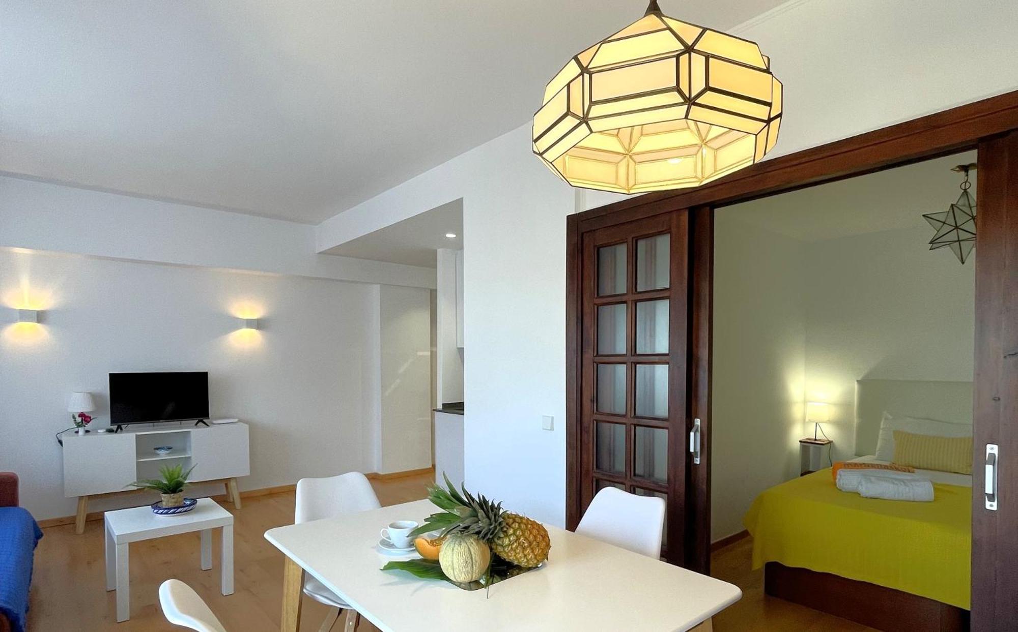 Mediterraneo 508. Fantastic Studio On The Beachfront With Sea Views. มาร์เบยา ภายนอก รูปภาพ