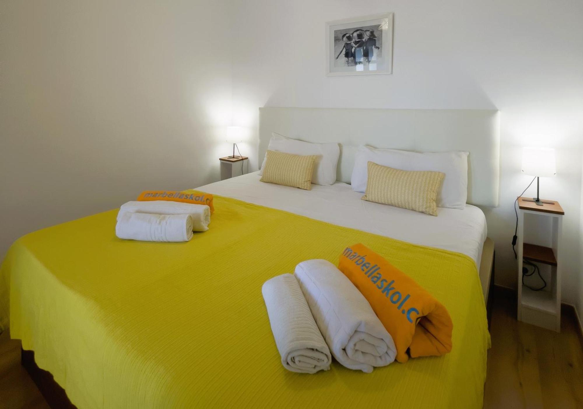 Mediterraneo 508. Fantastic Studio On The Beachfront With Sea Views. มาร์เบยา ภายนอก รูปภาพ
